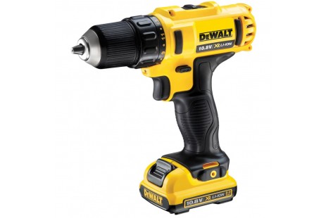 Дрель - шуруповерт DeWalt DCD710D2