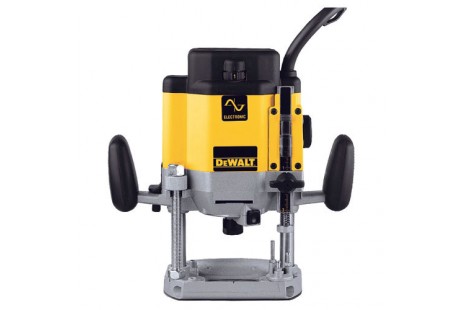 Фрезер DeWalt DW625E