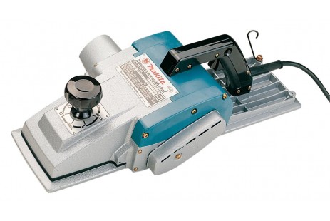 Фуганок Makita 1806B