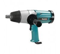 Шуруповерт Makita 6906