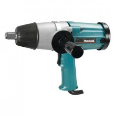 Шуруповерт Makita 6906