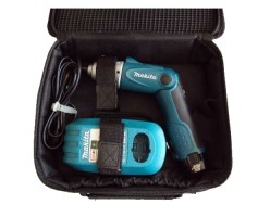 Шуруповерт Makita DF011DS 