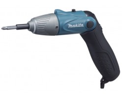 Шурупуверт Makita 6723DW