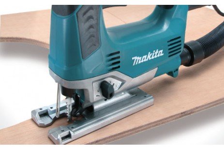 Лобзик Makita JV0600K