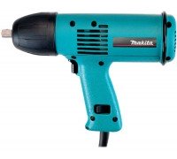 Шуруповерт Makita 6905H