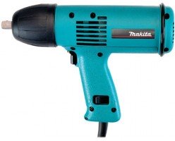 Шуруповерт Makita 6905H