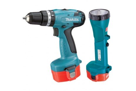 Шуруповерт Makita 8281DWALE