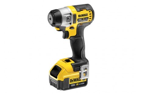 Шуруповерт ударный DeWALT DCF895M2