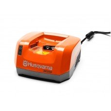 Зарядний пристрій Husqvarna QC330 